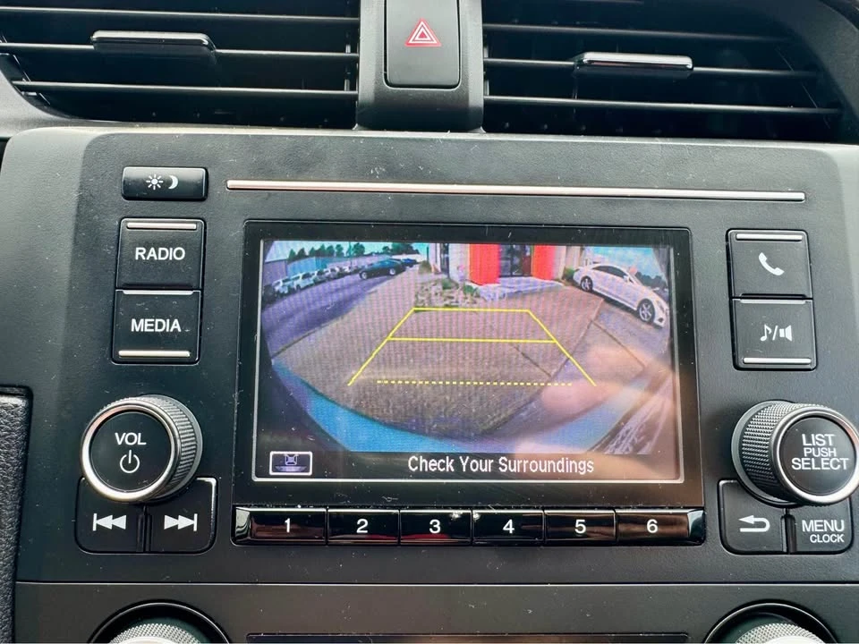 2018 Honda Civic 10th Gen - Image 16 of 20