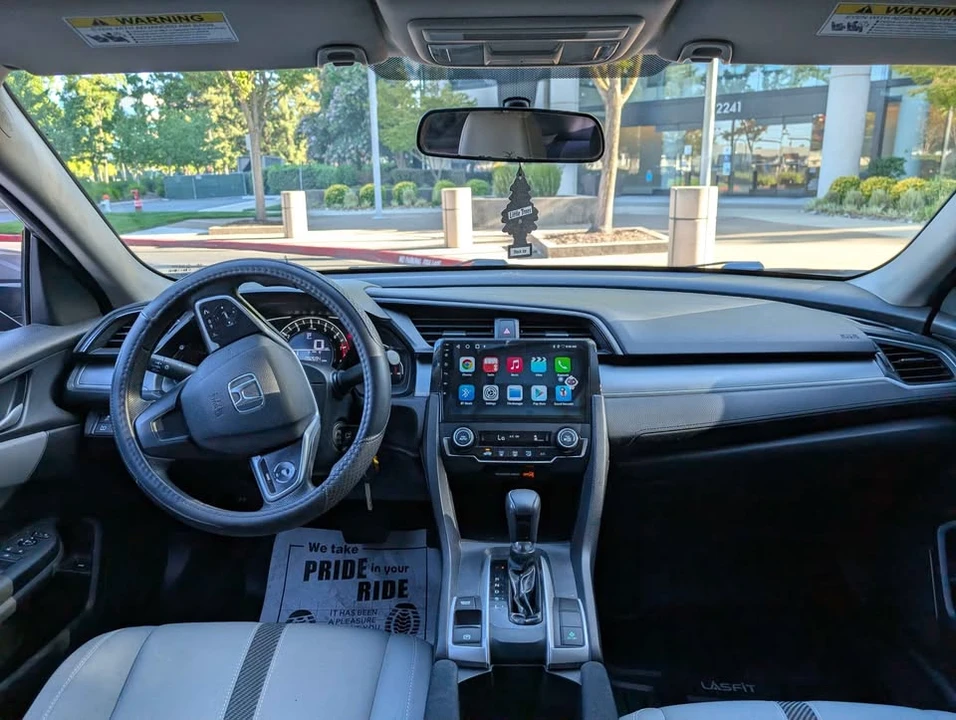 2018 Honda Civic 10th Gen - Image 11 of 14