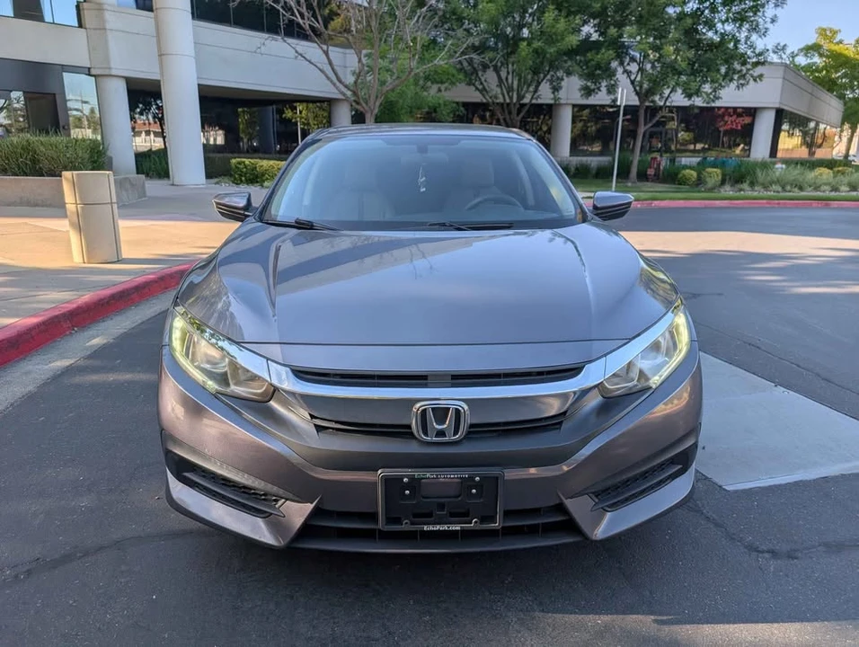 2018 Honda Civic 10th Gen - Image 2 of 14