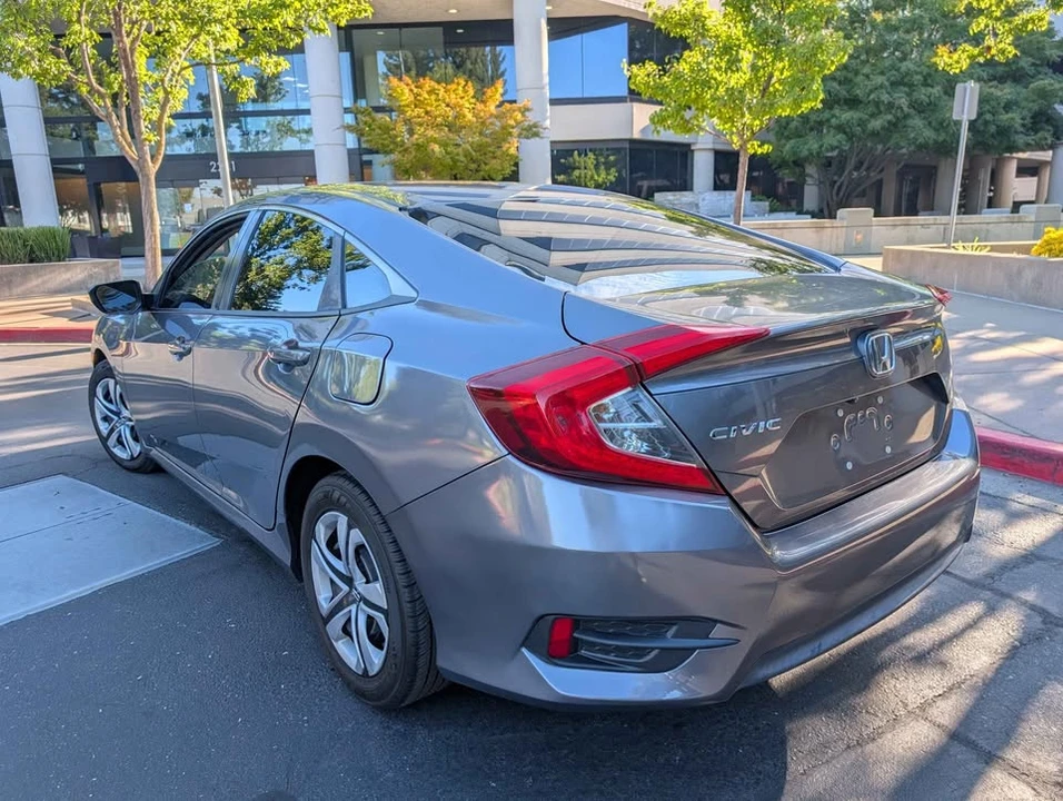 2018 Honda Civic 10th Gen - Image 7 of 14