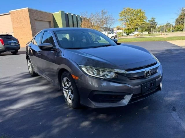 2018 Honda Civic 10th Gen - Image 3 of 12
