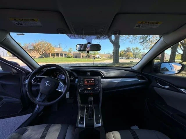 2018 Honda Civic 10th Gen - Image 18 of 21