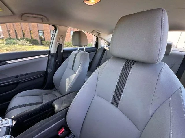 2018 Honda Civic 10th Gen - Image 17 of 21