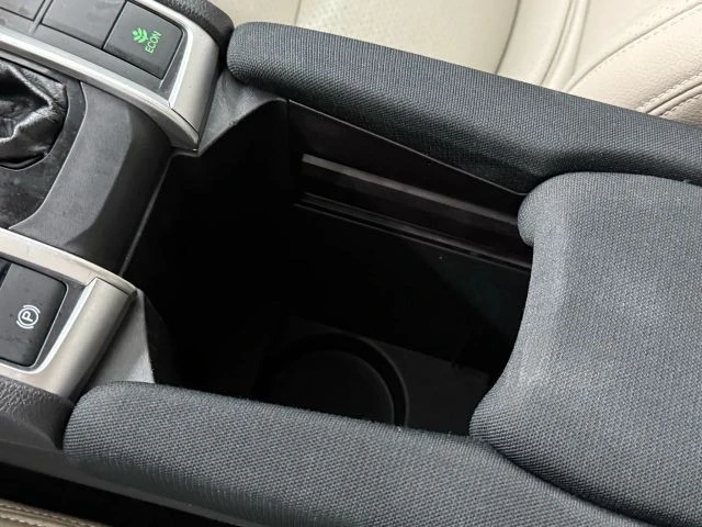 2018 Honda Civic 10th Gen - Image 28 of 31