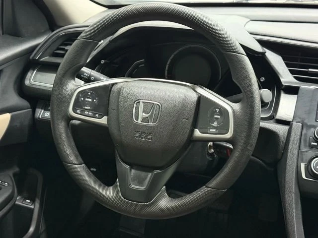 2018 Honda Civic 10th Gen - Image 22 of 31