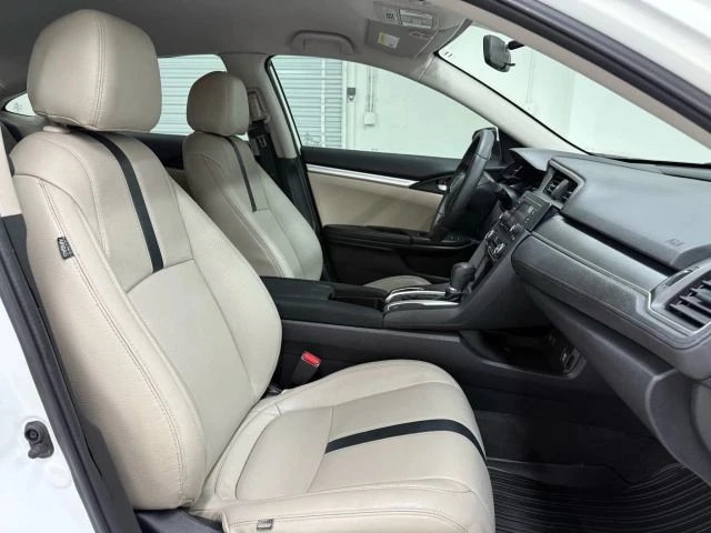 2018 Honda Civic 10th Gen - Image 19 of 21