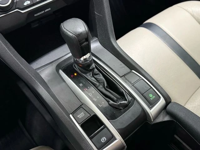 2018 Honda Civic 10th Gen - Image 27 of 31