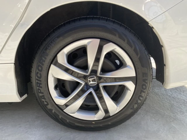 2018 Honda Civic - Image 18 of 31