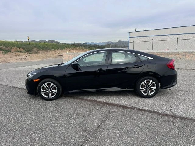 2018 Honda Civic 10th Gen - Image 8 of 17