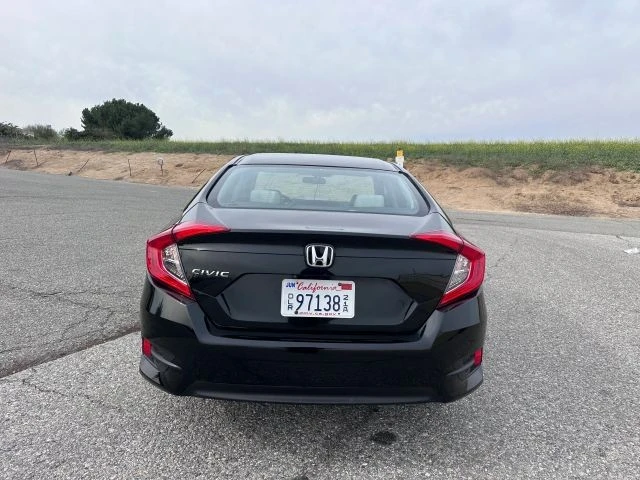 2018 Honda Civic 10th Gen - Image 6 of 17