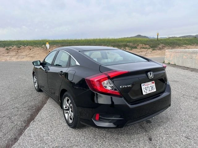 2018 Honda Civic 10th Gen - Image 7 of 17