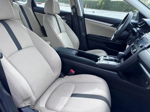2018 Honda Civic 10th Gen - Image 12 of 17