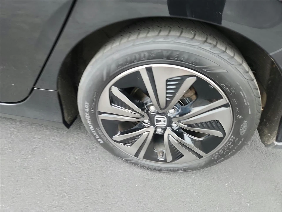 2018 Honda Civic 10th Gen - Image 12 of 29