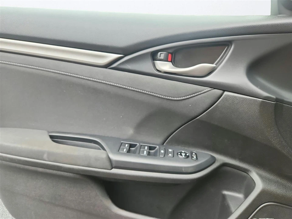2018 Honda Civic 10th Gen - Image 23 of 29