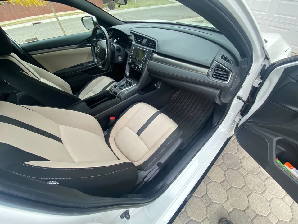2018 Honda Civic 10th Gen - Image 7 of 15