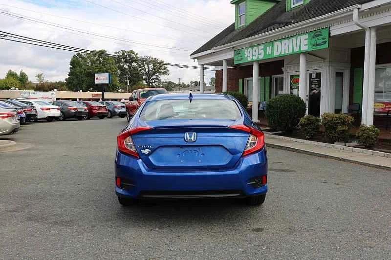 2018 Honda Civic 10th Gen - Image 6 of 8