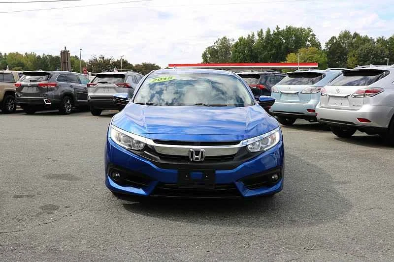 2018 Honda Civic 10th Gen - Image 5 of 8
