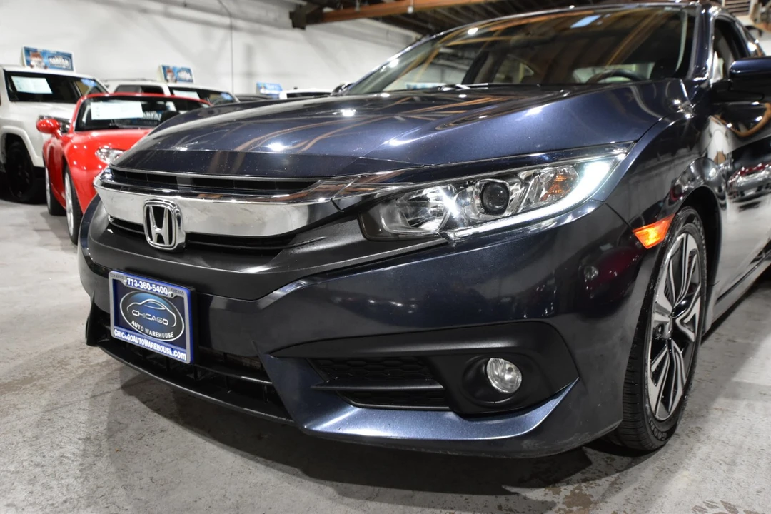 2018 Honda Civic 10th Gen - Image 5 of 12