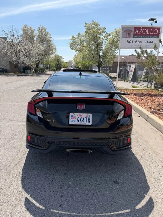 2018 Honda Civic Si 10th Gen - Image 4 of 9