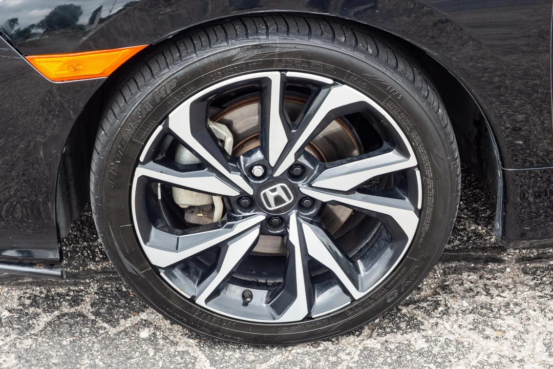 2018 Honda Civic Si 10th Gen - Image 26 of 31