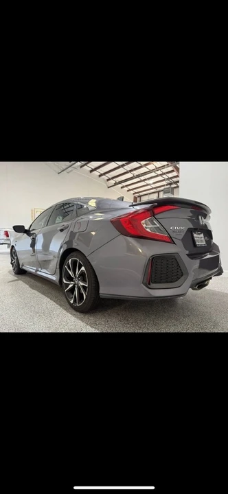 2018 Honda Civic Si 10th Gen - Image 5 of 12