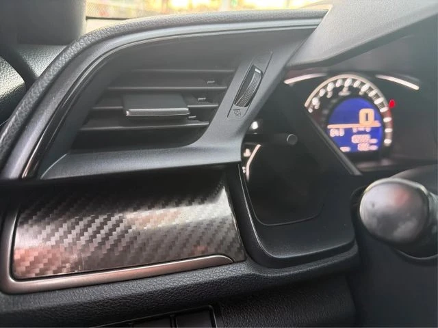 2018 Honda Civic 10th Gen - Image 18 of 21