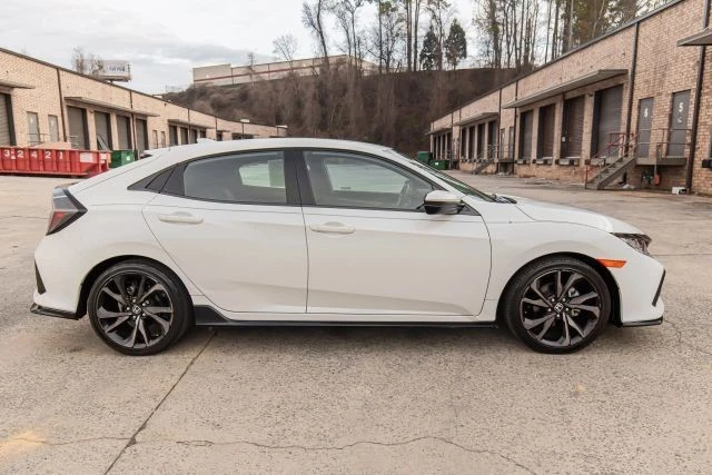 2018 Honda Civic 10th Gen - Image 13 of 21