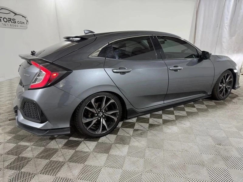 2018 Honda Civic 10th Gen - Image 8 of 12