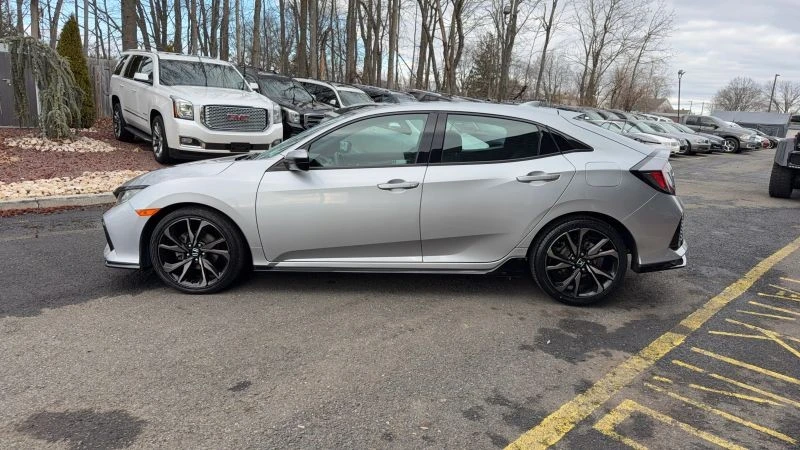 2018 Honda Civic 10th Gen - Image 8 of 12