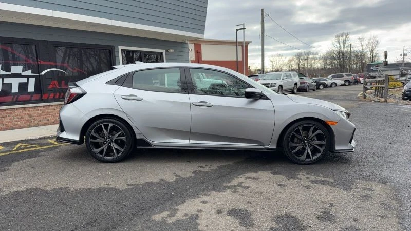 2018 Honda Civic 10th Gen - Image 4 of 12