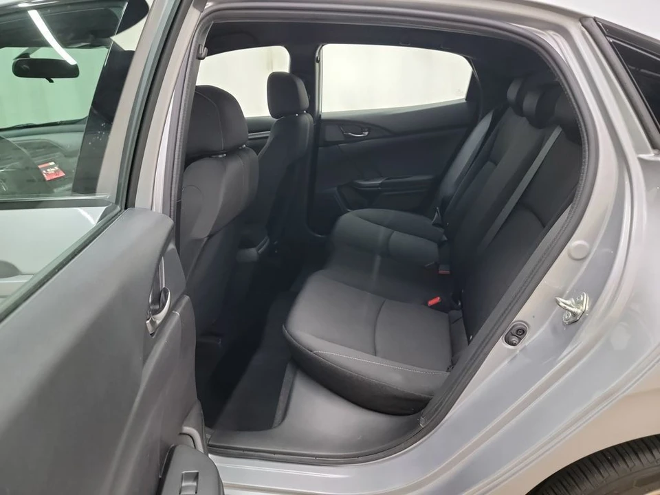 2018 Honda Civic 10th Gen - Image 10 of 12