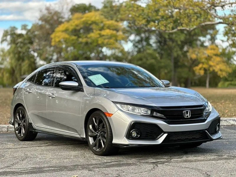 2018 Honda Civic 10th Gen - Image 3 of 12