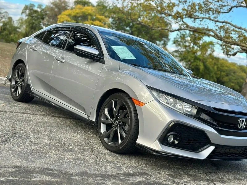 2018 Honda Civic 10th Gen - Image 12 of 12