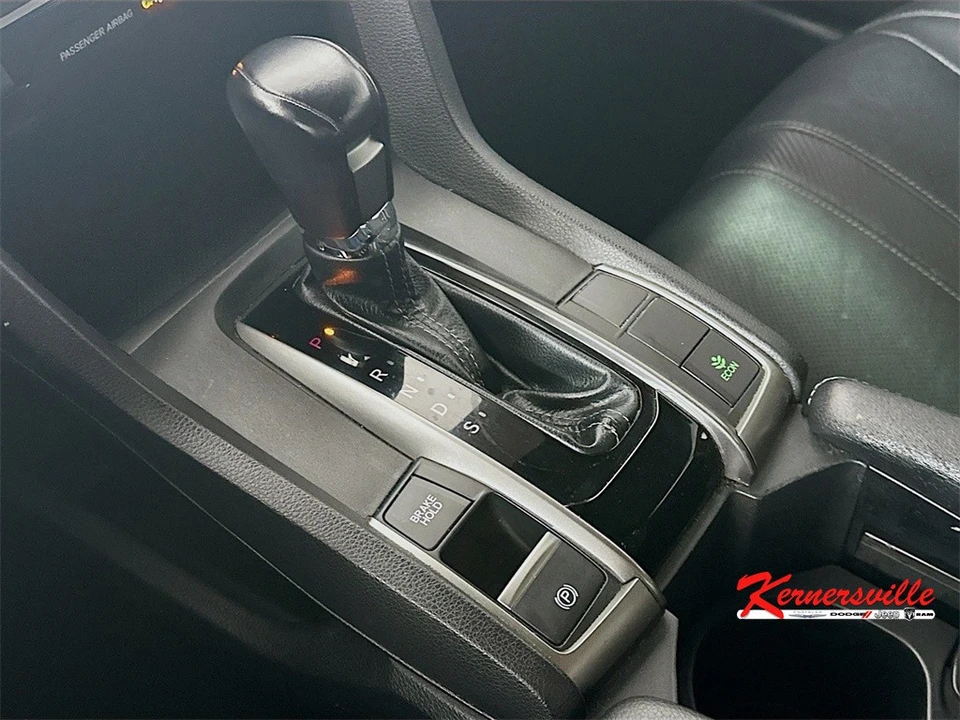 2018 Honda Civic 10th Gen - Image 16 of 21