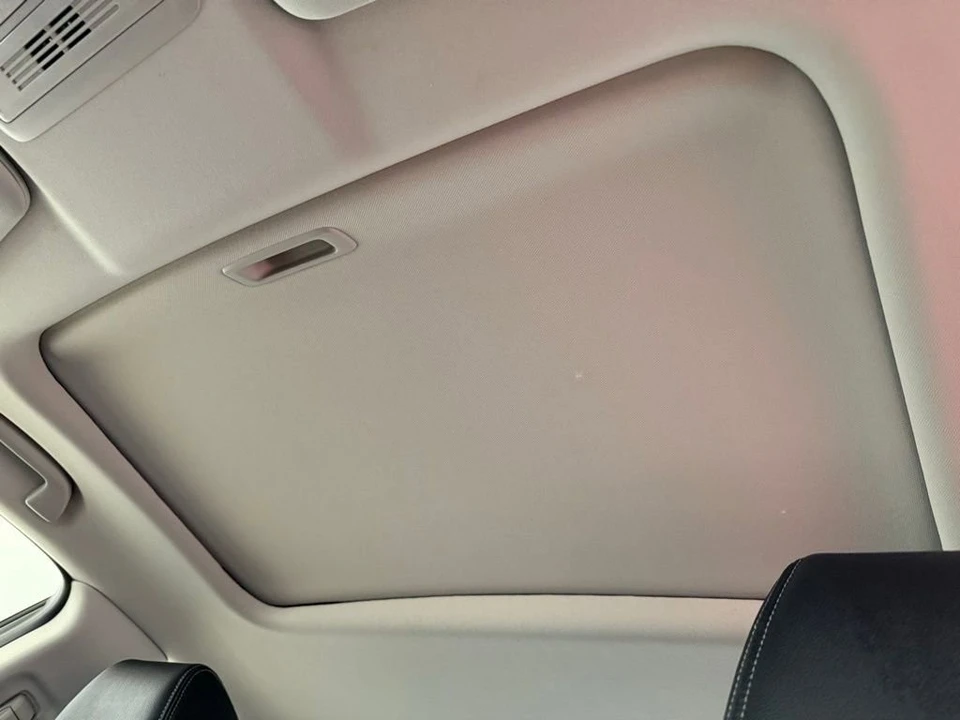2018 Honda Civic 10th Gen - Image 18 of 21