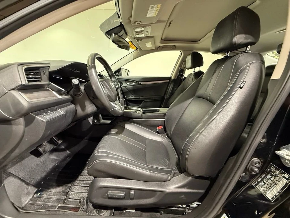 2018 Honda Civic 10th Gen - Image 12 of 21