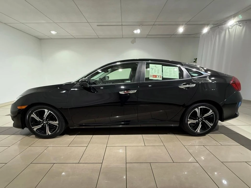 2018 Honda Civic 10th Gen - Image 2 of 21