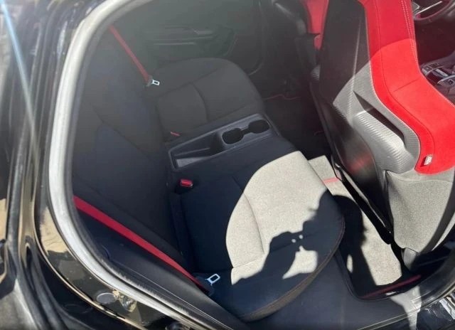 2018 Honda Civic 10th Gen - Image 11 of 15