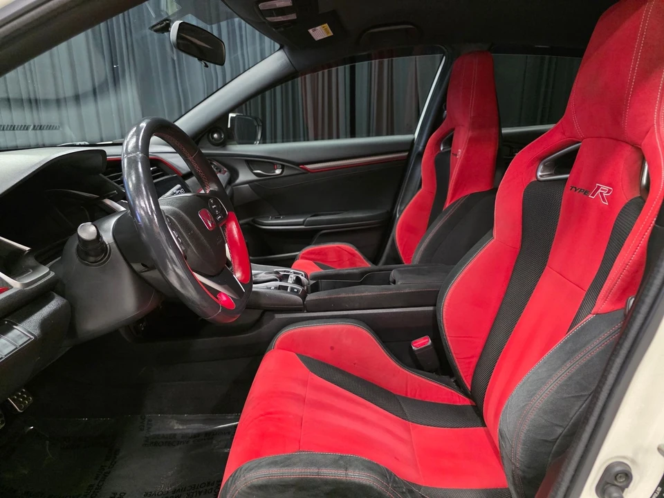2018 Honda Civic 10th Gen - Image 15 of 31