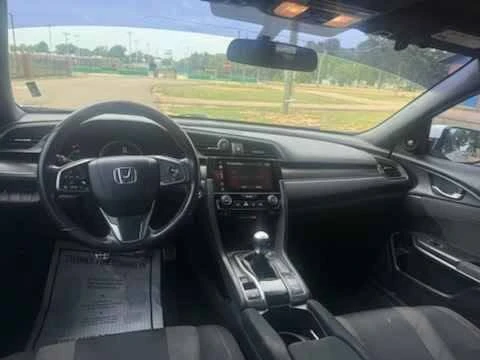 2018 Honda Civic 10th Gen - Image 5 of 8
