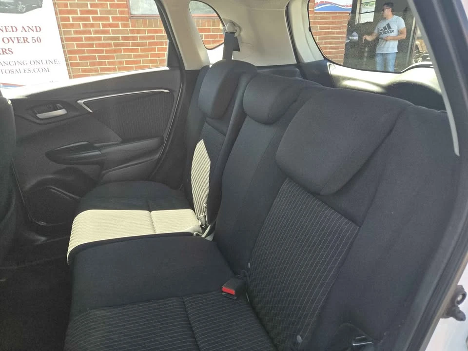 2018 Honda Fit - Image 10 of 20