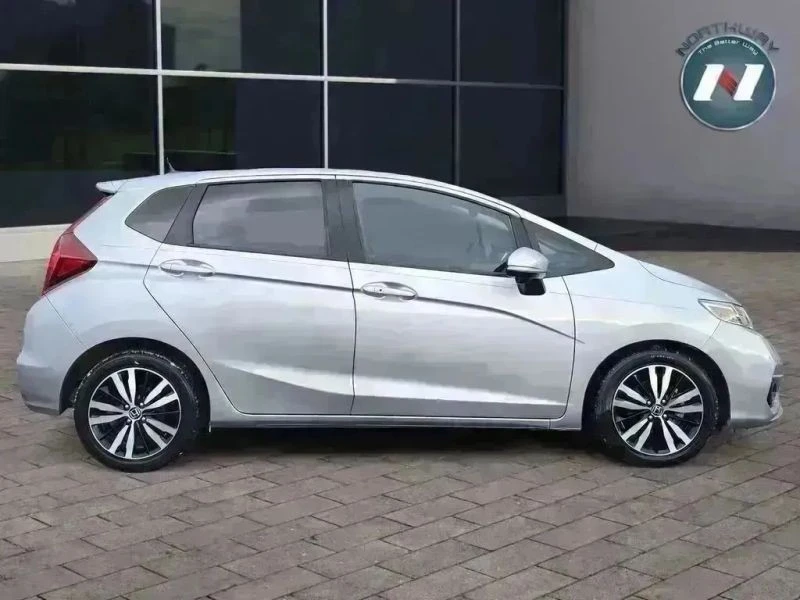 2018 Honda Fit - Image 6 of 12
