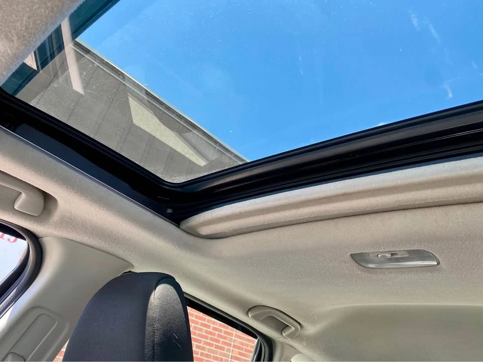 2018 Honda Fit - Image 17 of 20