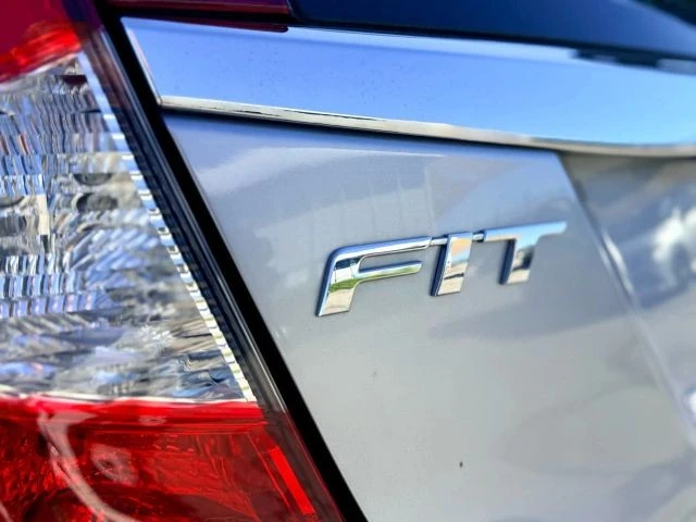 2018 Honda Fit - Image 10 of 21