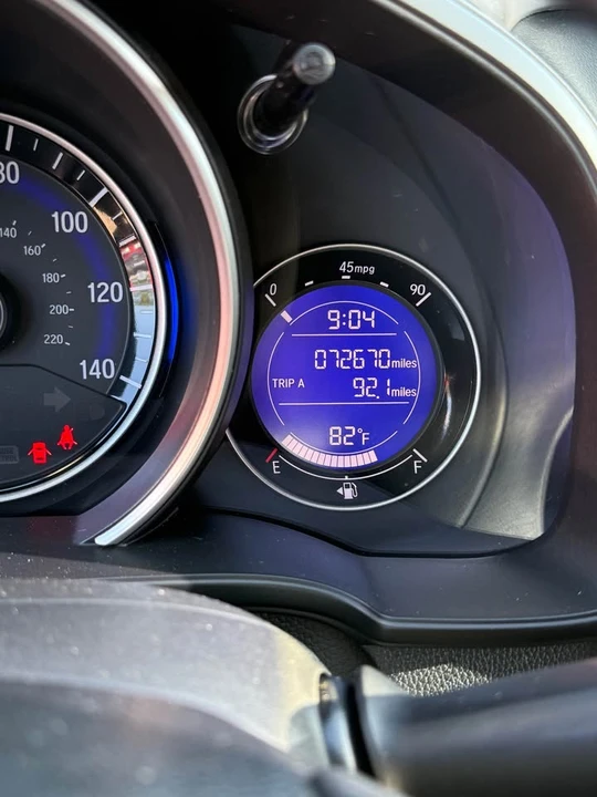 2018 Honda Fit - Image 8 of 11