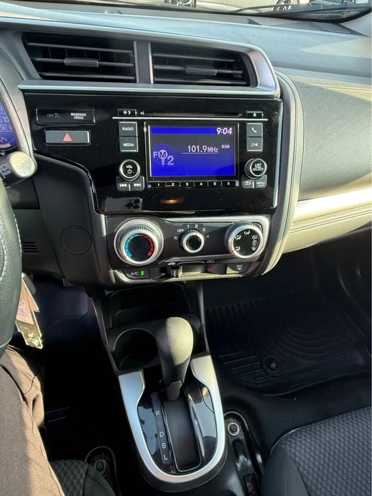 2018 Honda Fit - Image 9 of 11