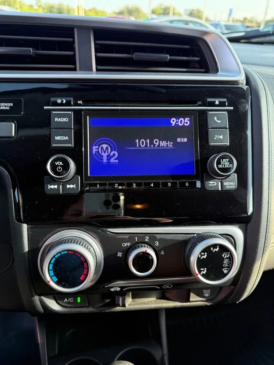 2018 Honda Fit - Image 10 of 11