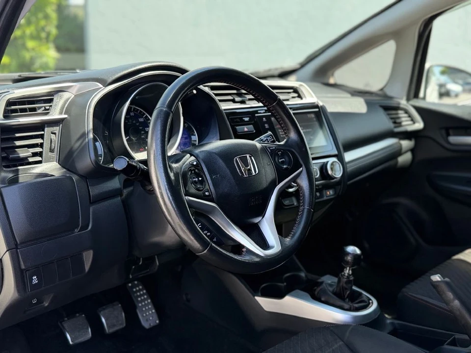 2018 Honda Fit - Image 9 of 19