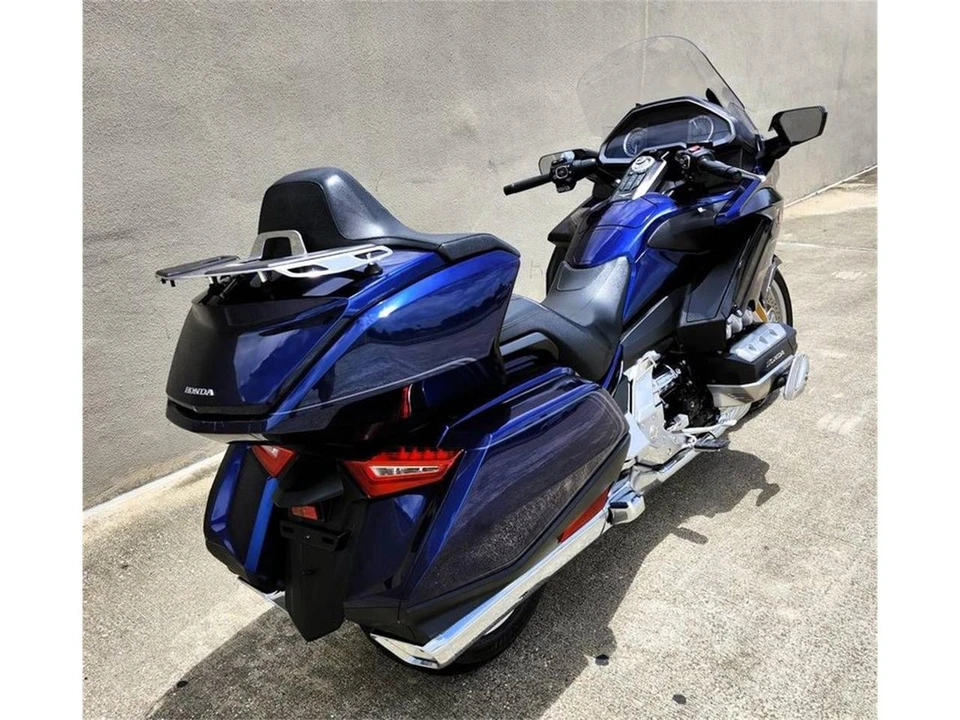 2018 Honda Gold Wing - Image 6 of 21