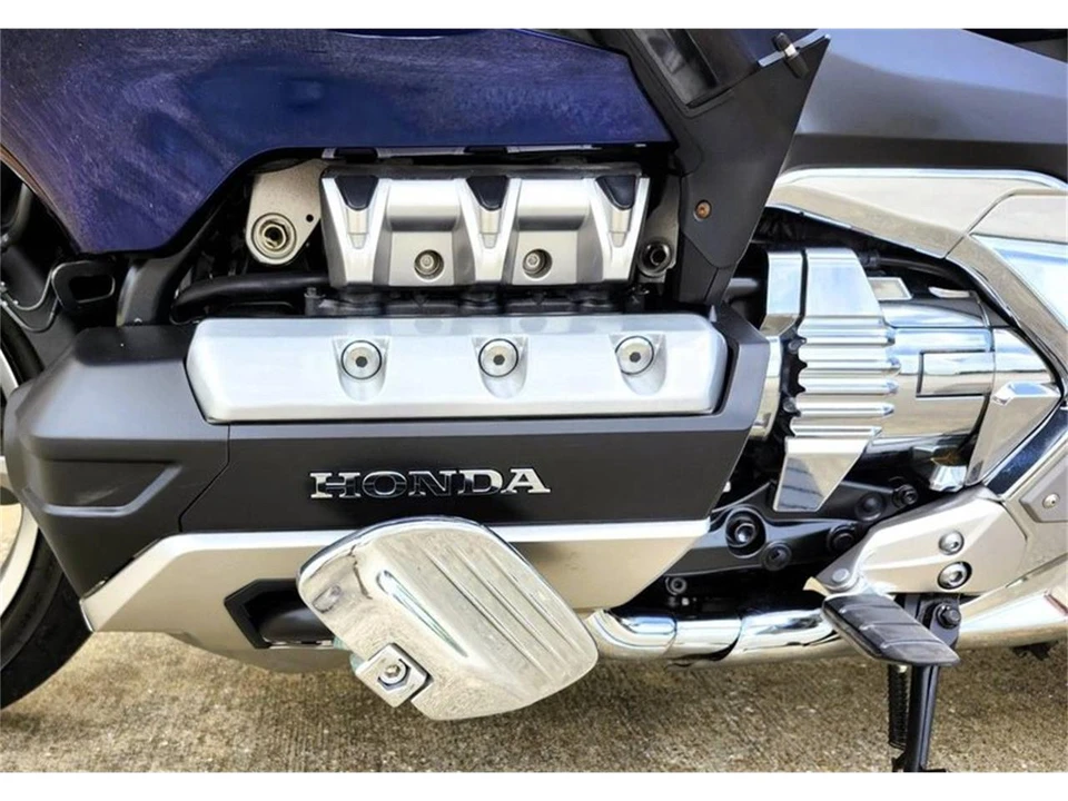 2018 Honda Gold Wing - Image 19 of 21